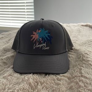 Vineyard Vines hat